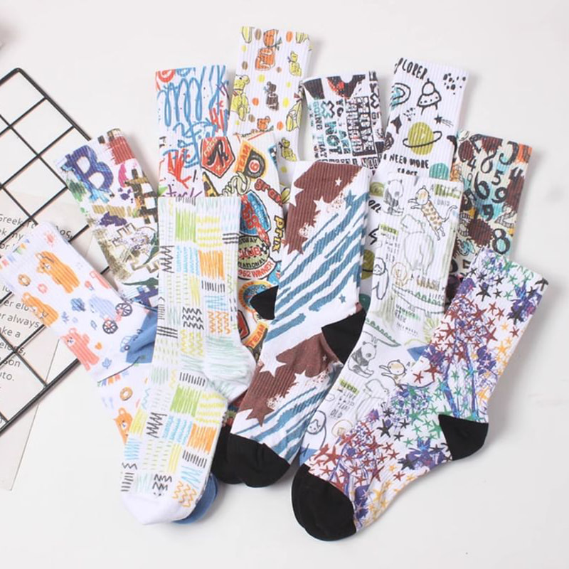 Technológia 3D tlače pre jarné a letné ponožky, dlhé ponožky mužov, dámske stredozápadne, európske a americké pouličné športy, bavlnené ponožky, graffiti trendy ponožky Technológia 3D tlače pre jarné a letné ponožky, dlhé ponožky mužov, dámske stredozápadne, európske a americké pouličné športy, bavlnené ponožky, graffiti trendy ponožky