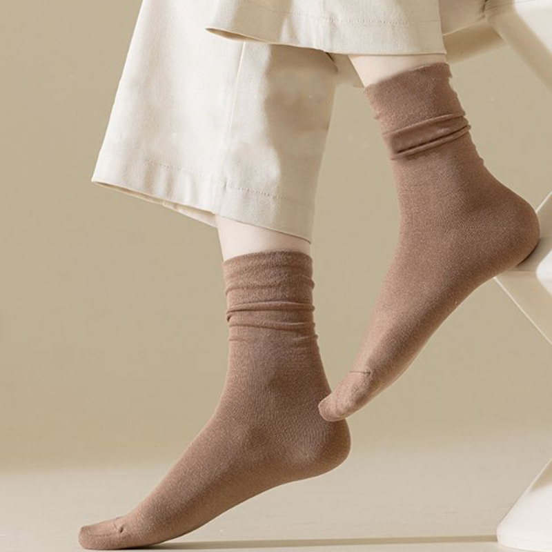 Masívna farebná jeseň/zimná retro v štýle Pile ponožky biele ponožky